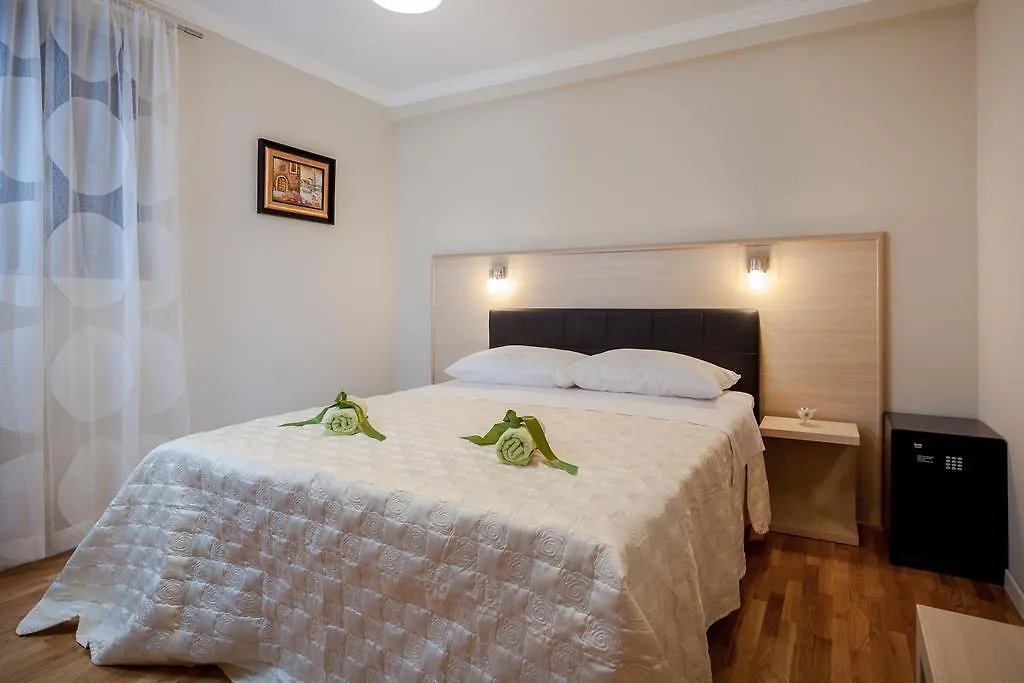 Apartment Medak Zrnovnica Split